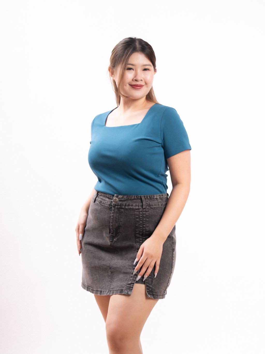 Plus size fitted square neck top – designed to enhance the neckline and define proportions.