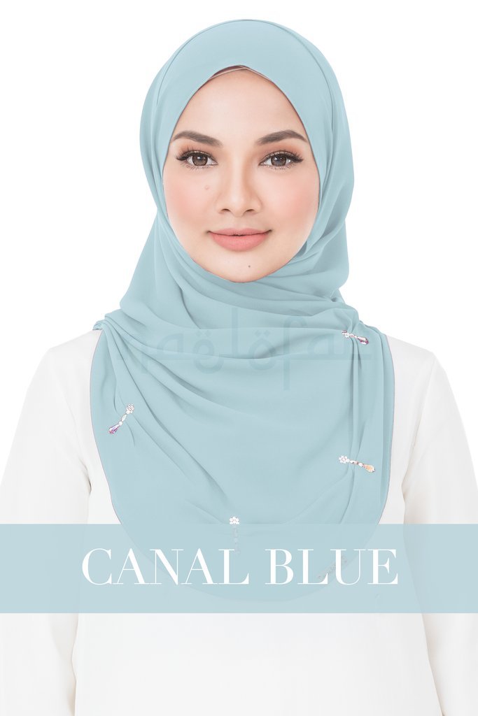 Lola_-_Canal_Blue_1024x1024.jpg