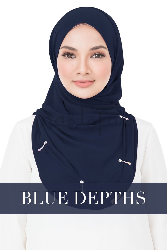 Lola_-_Blue_Depths_1024x1024.jpg