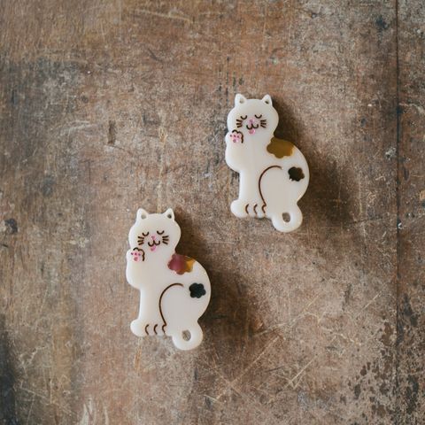 DFFE07DA-E166-42C4-933B-76C0E4F0D930