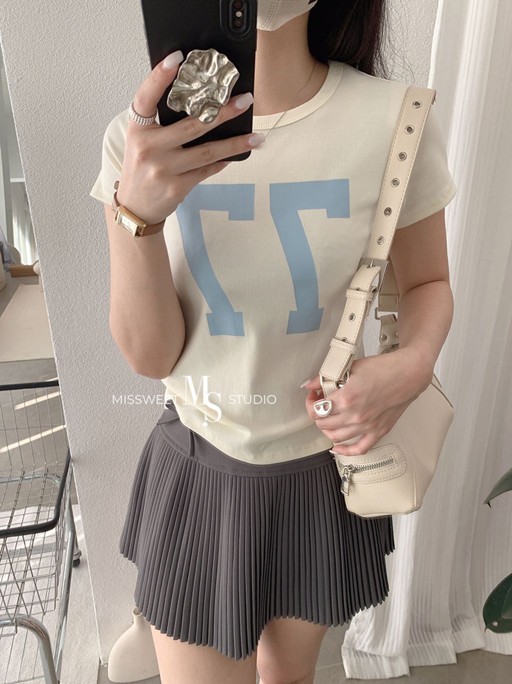 O1CN01y651281d5KEM0SH7V_!!977263684-0-cib