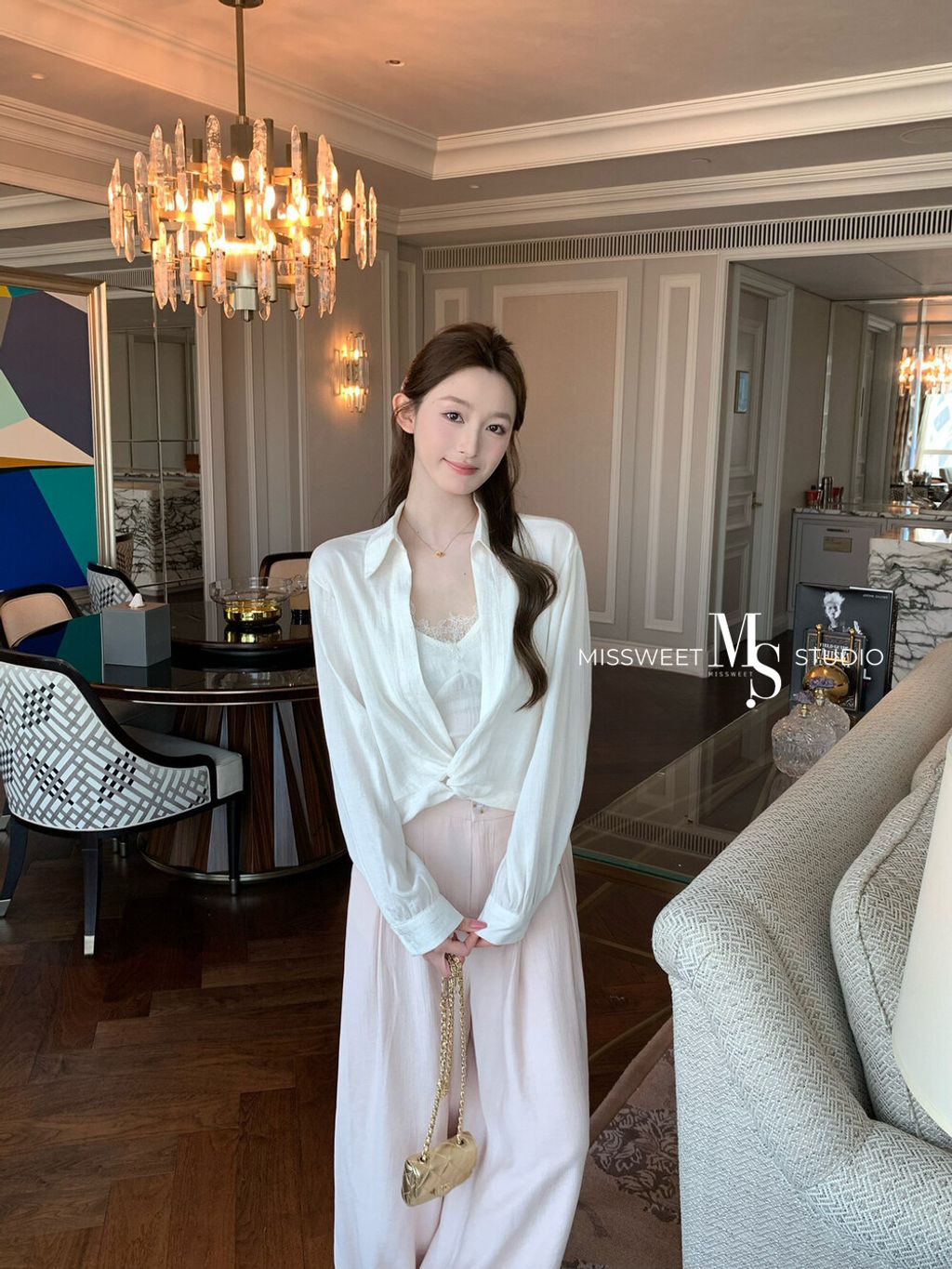 O1CN01sVWudG1UAWAop9z8L_!!2867672477