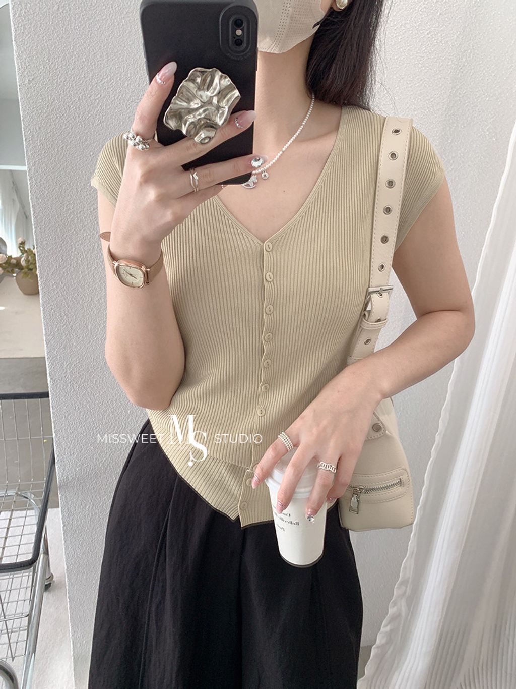 O1CN01j61uv91d5KEZJLjhL_!!977263684-0-cib