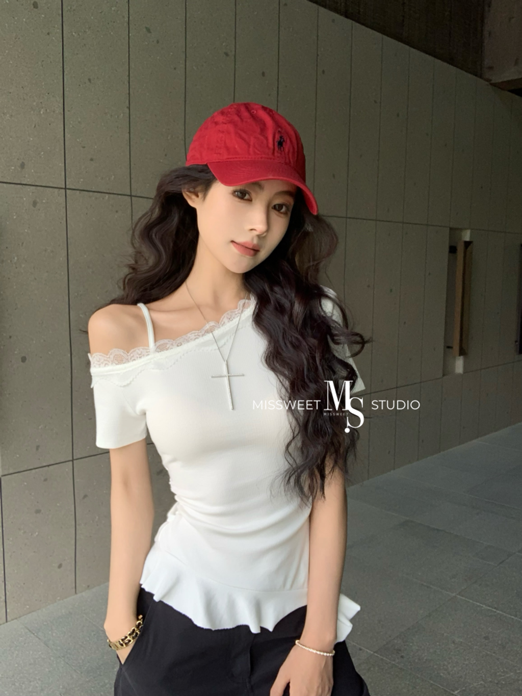 1746806631495_VR13KG