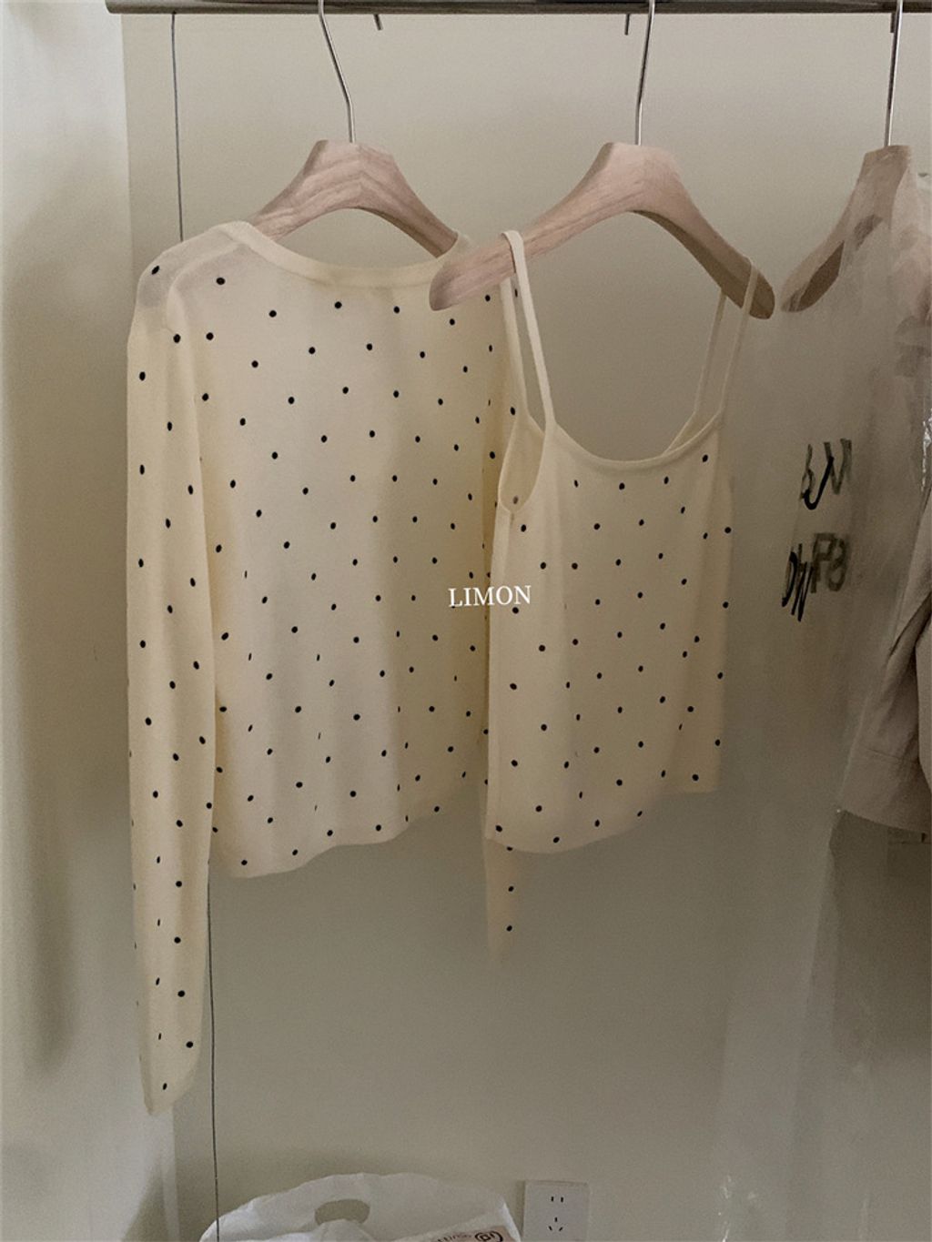 O1CN018LoCTp1KmOd6vZtvM_!!2215619591206-0-cib