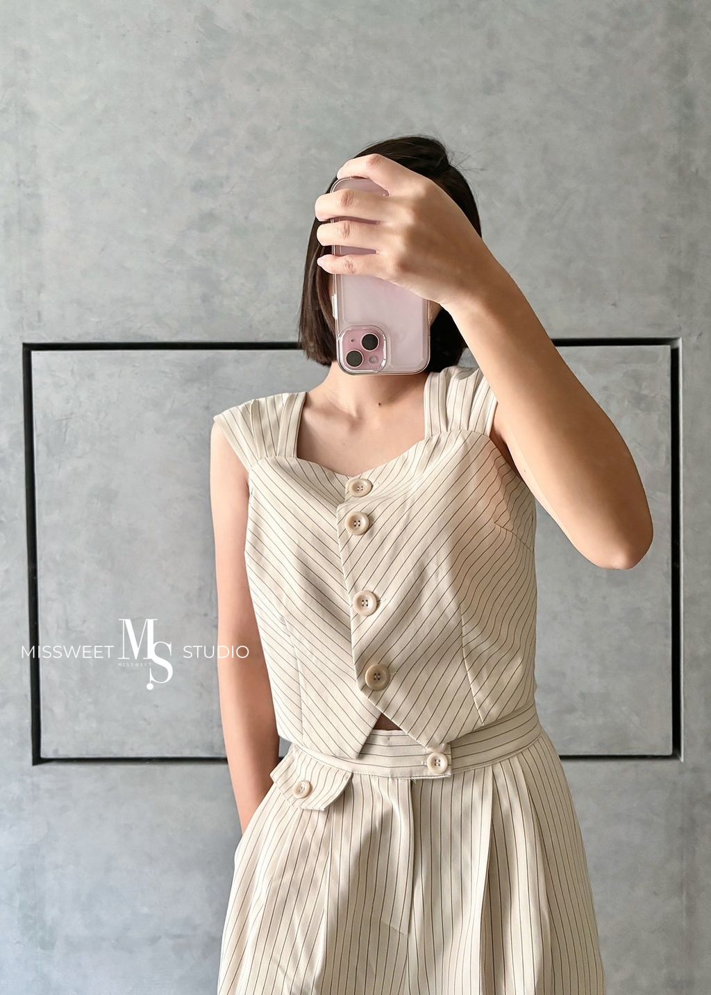 LINE_ALBUM__250211_32