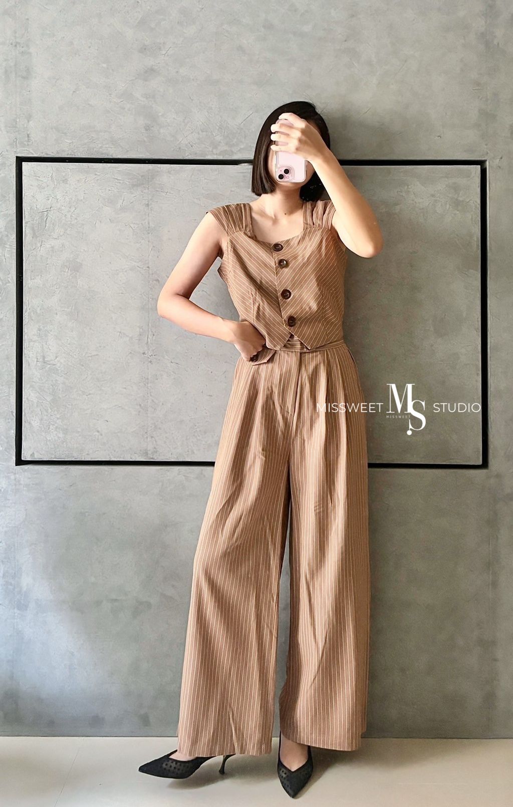 LINE_ALBUM__250211_25