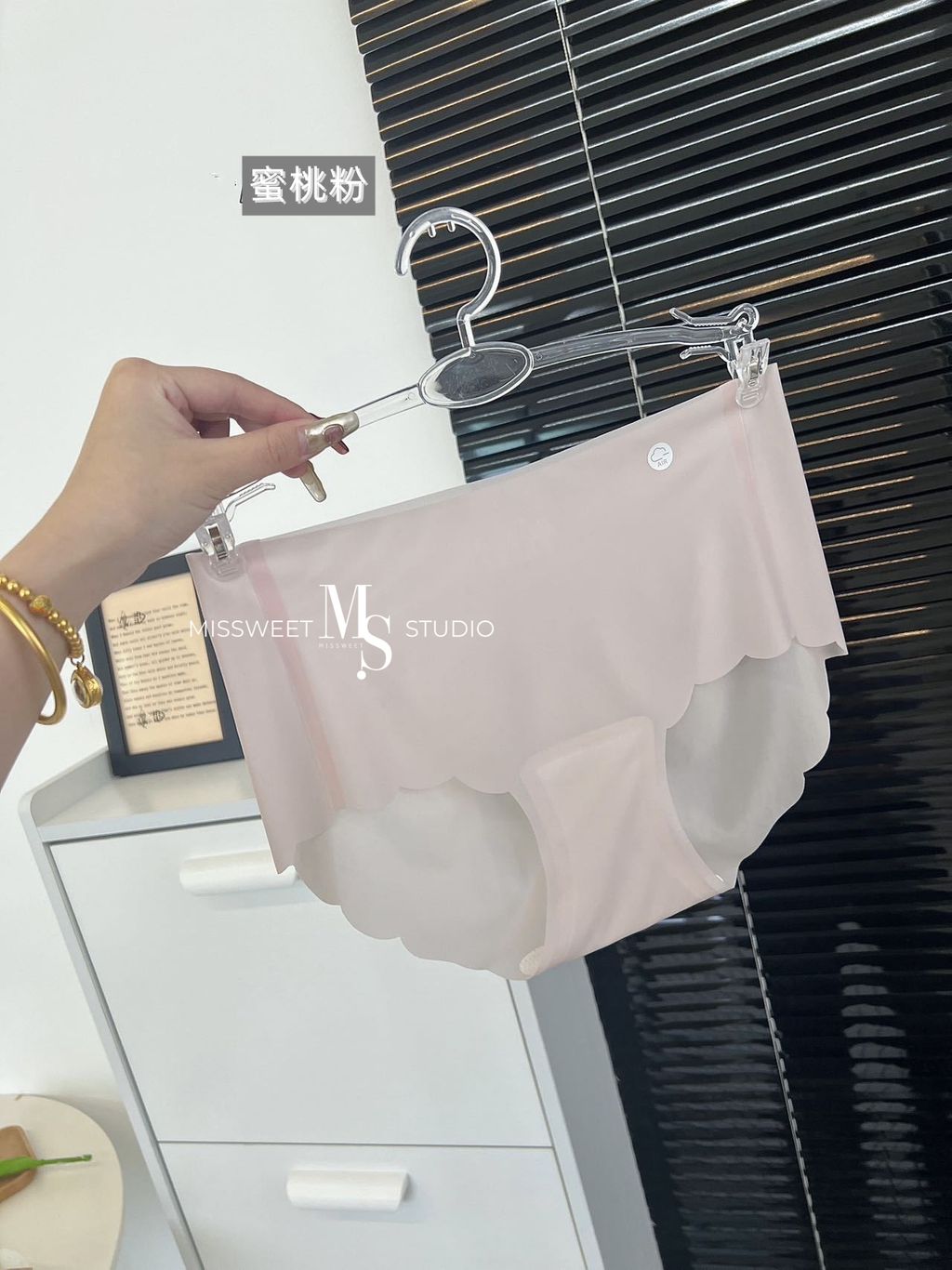 O1CN01vNtydN2EKZ1OxHdyv_!!2207599348726-0-cib