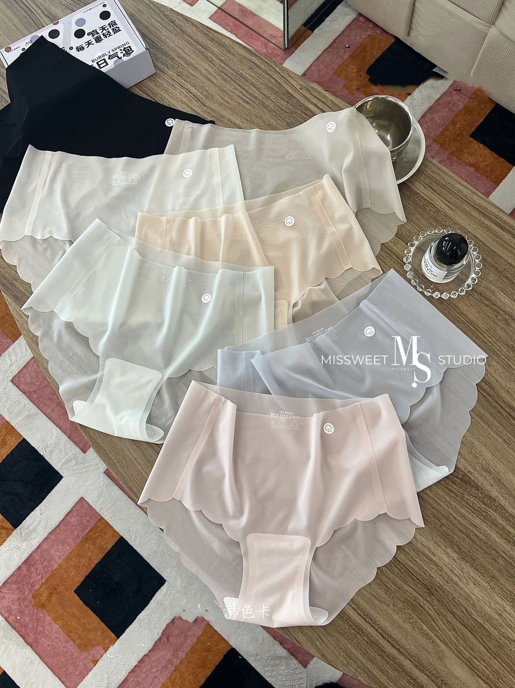 O1CN01S941t12EKZ1MwgoSW_!!2207599348726-0-cib