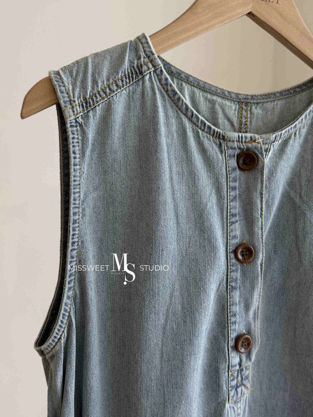 相片 2025-7-12 中午12 59 28