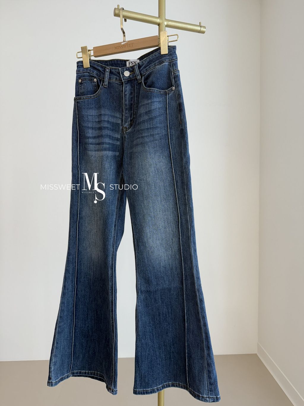 相片 2025-8-7 下午4 45 42