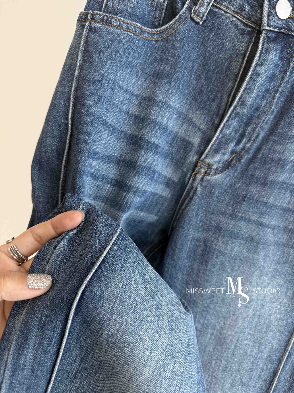 相片 2025-8-7 下午4 51 43