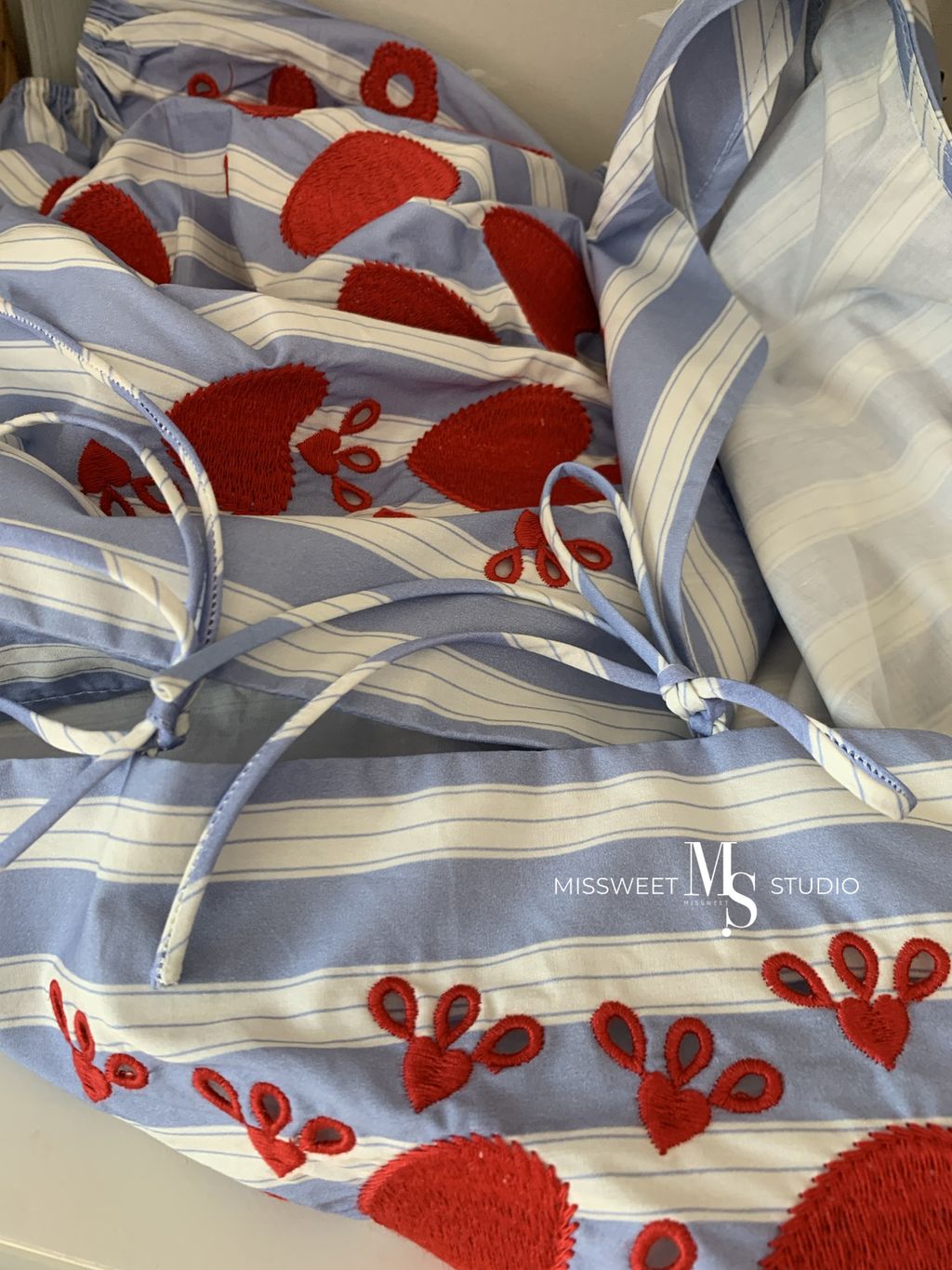 相片 2025-8-15 凌晨12 28 04