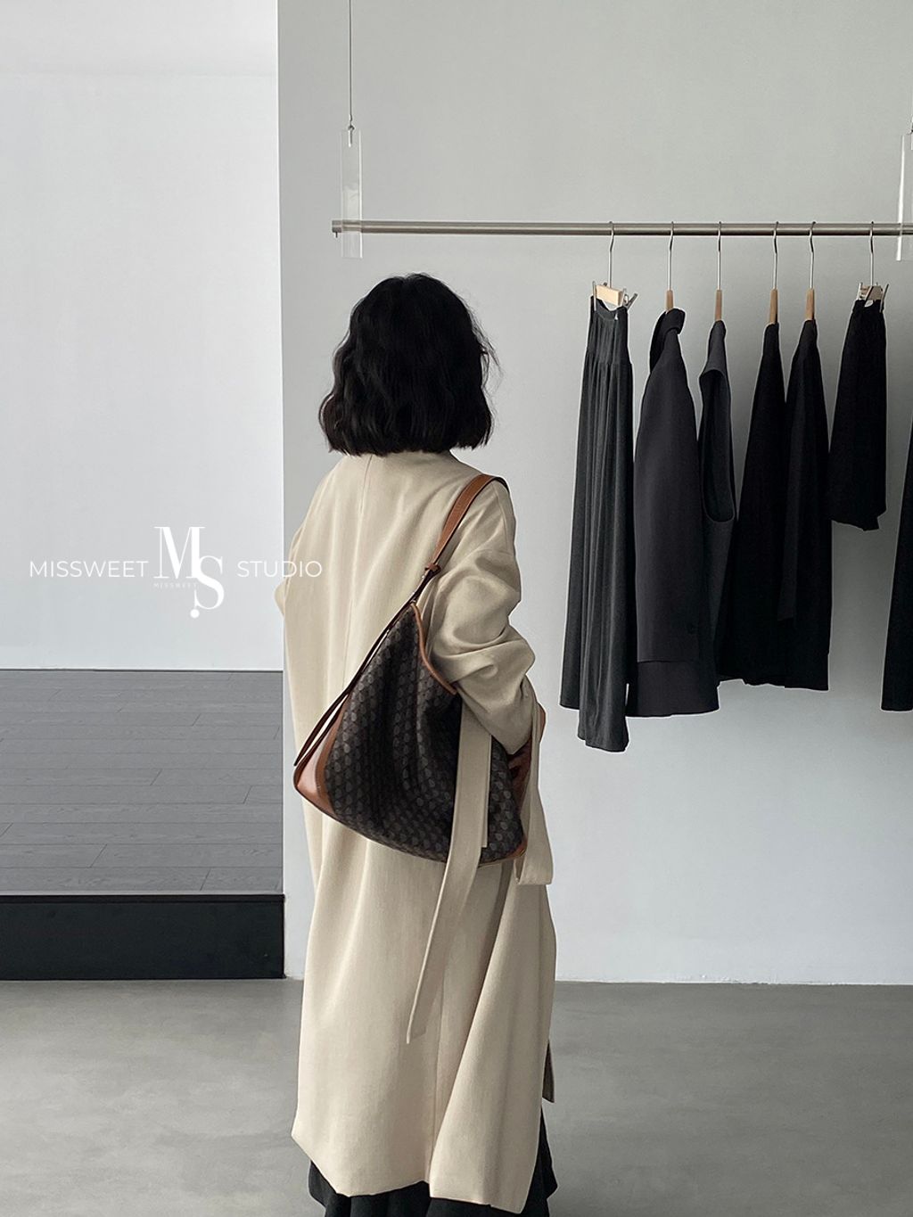 O1CN01YTX3tj1jENiJNChYa_!!2214077954516-0-cib