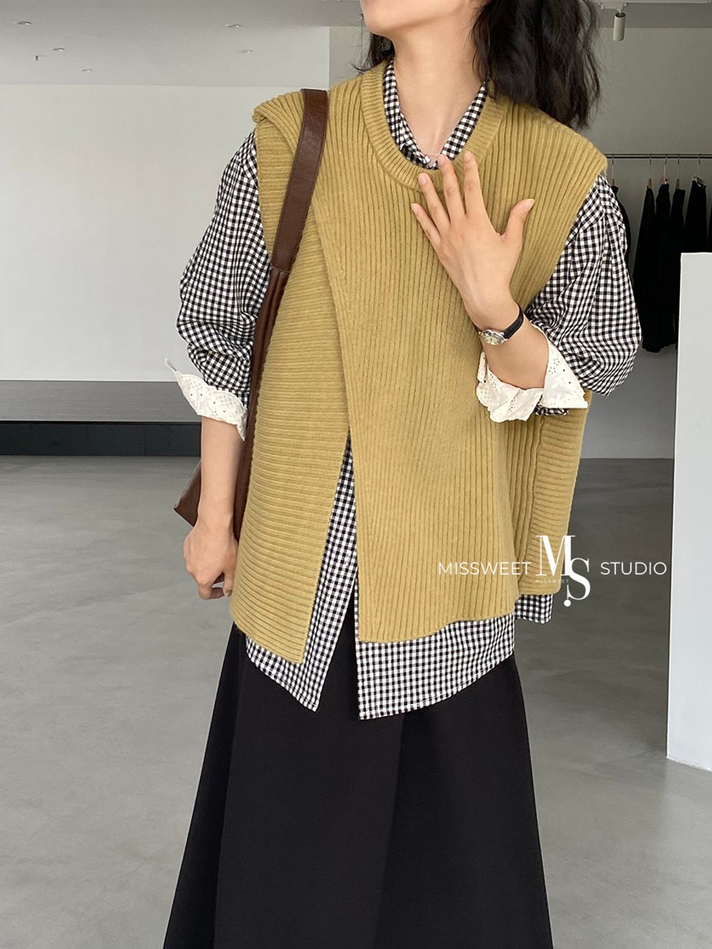 O1CN01fBbLue1jENiMbjEaK_!!2214077954516-0-cib