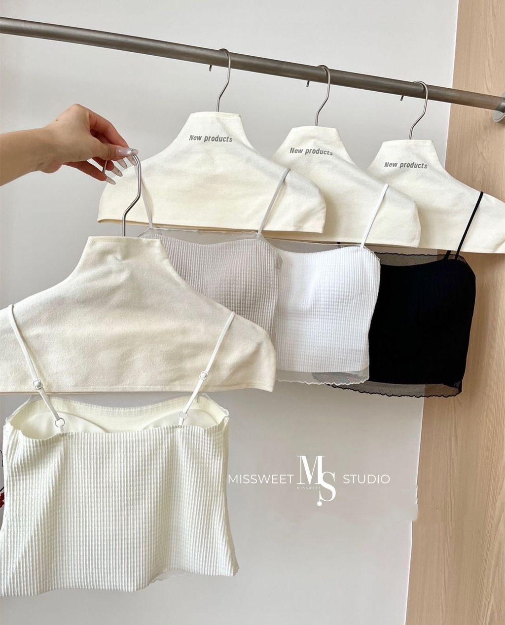 O1CN01yCNjIR1d3wyGwCRpO_!!2212481073681-0-cib