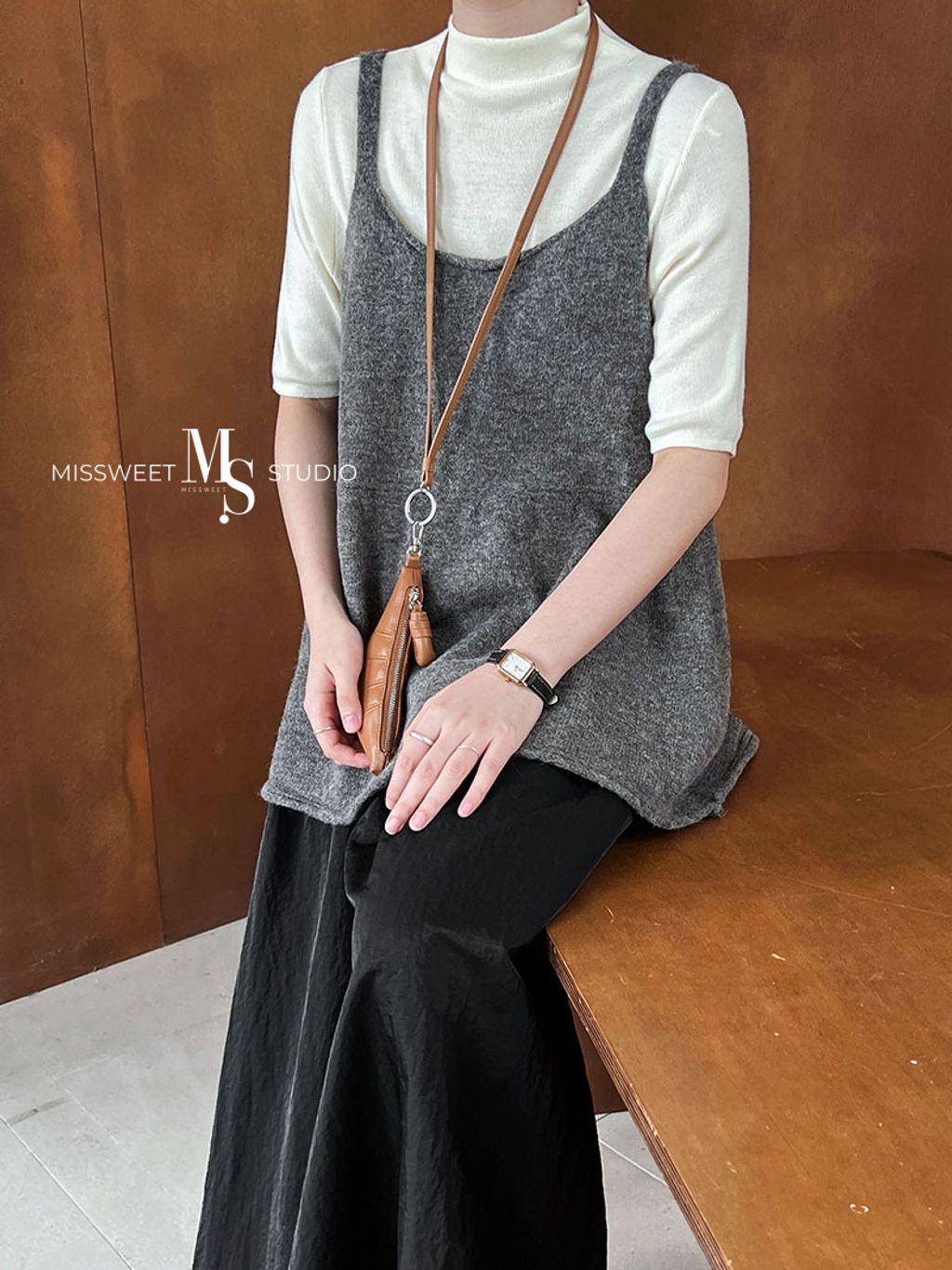 O1CN01VVS8FP1InC6Q5srGg_!!4012130937-0-cib