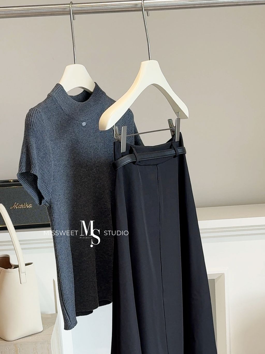 O1CN01eyt0Ef1J4bFRviIWf_!!3482710975-0-cib