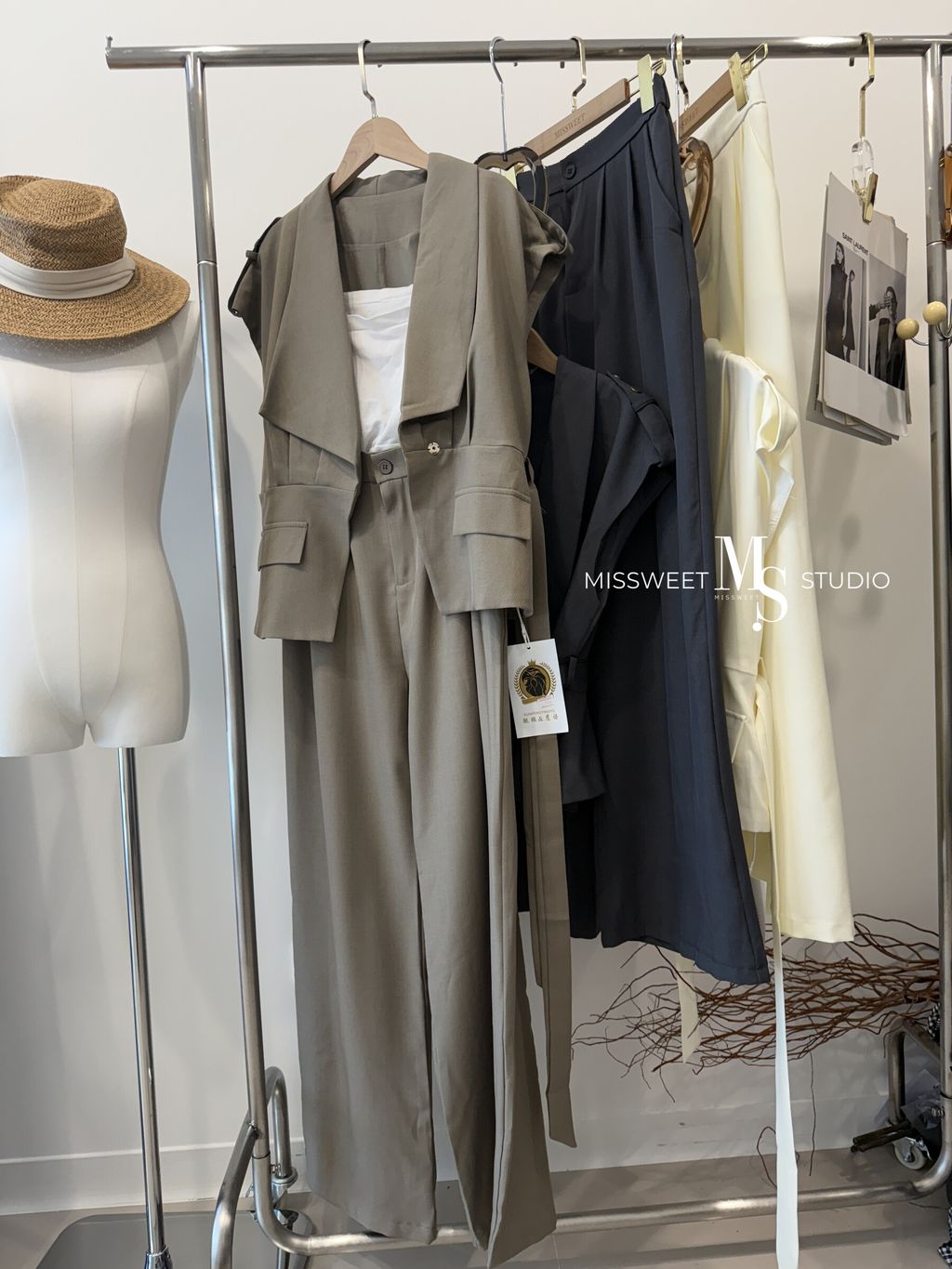 相片 2025-9-12 下午3 42 53