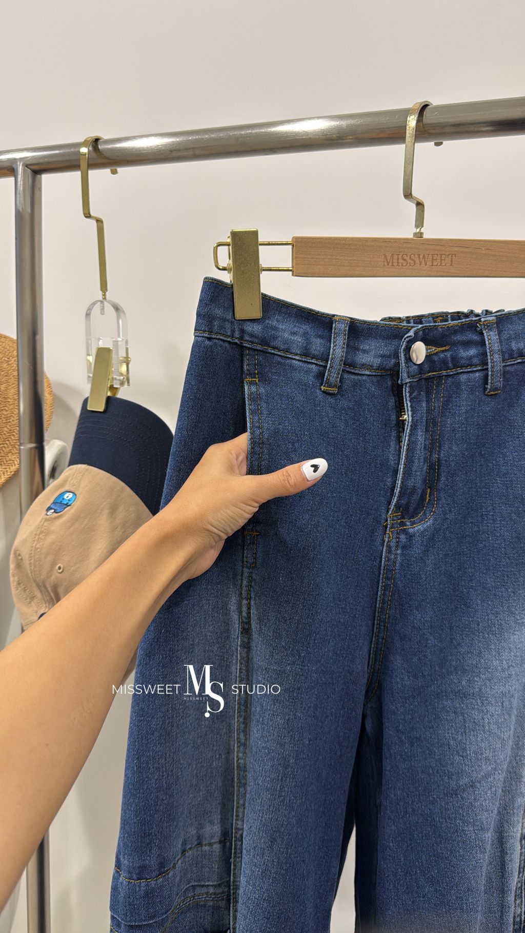 相片 2025-9-23 下午5 17 14