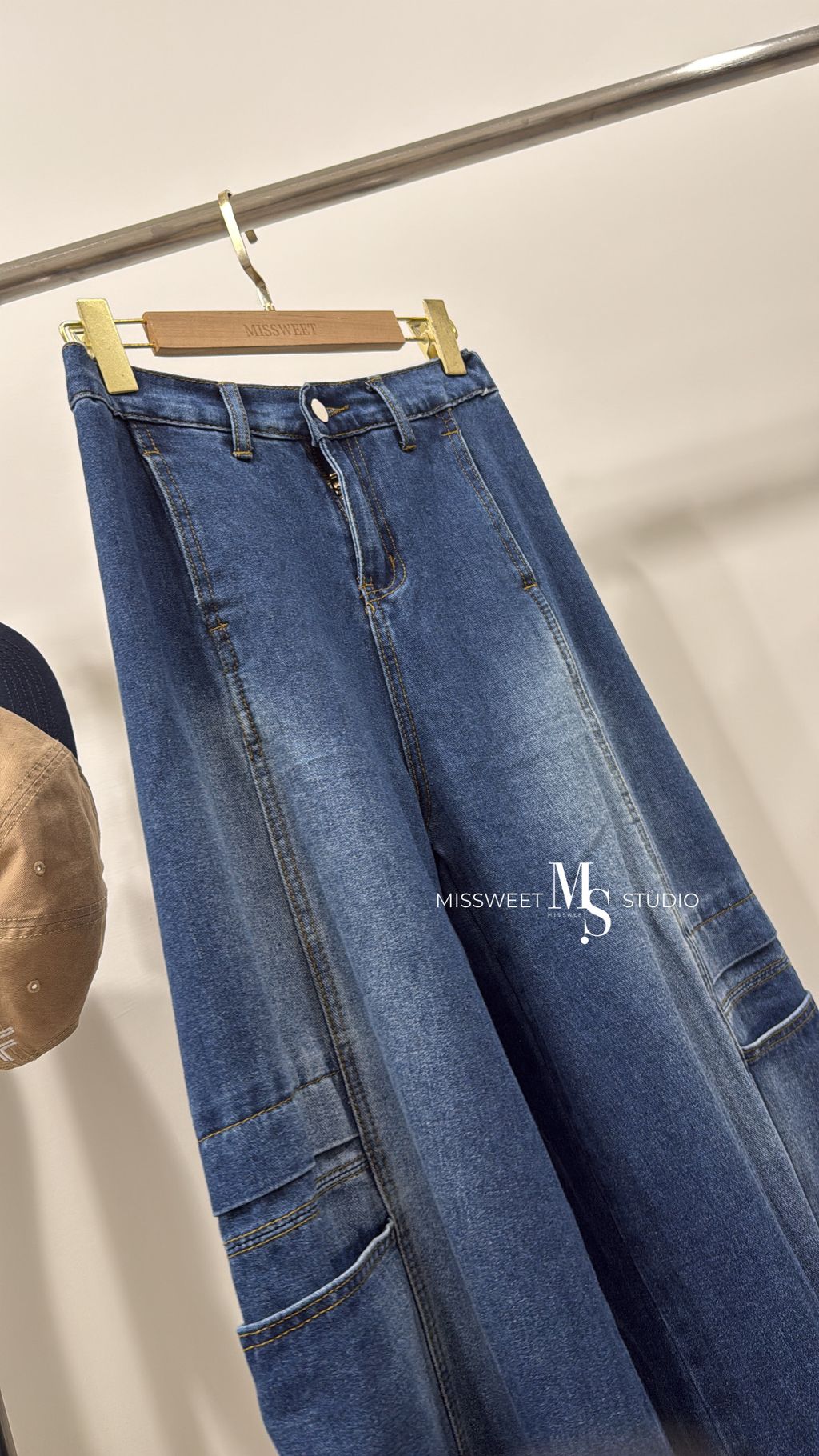 相片 2025-9-23 下午5 17 54