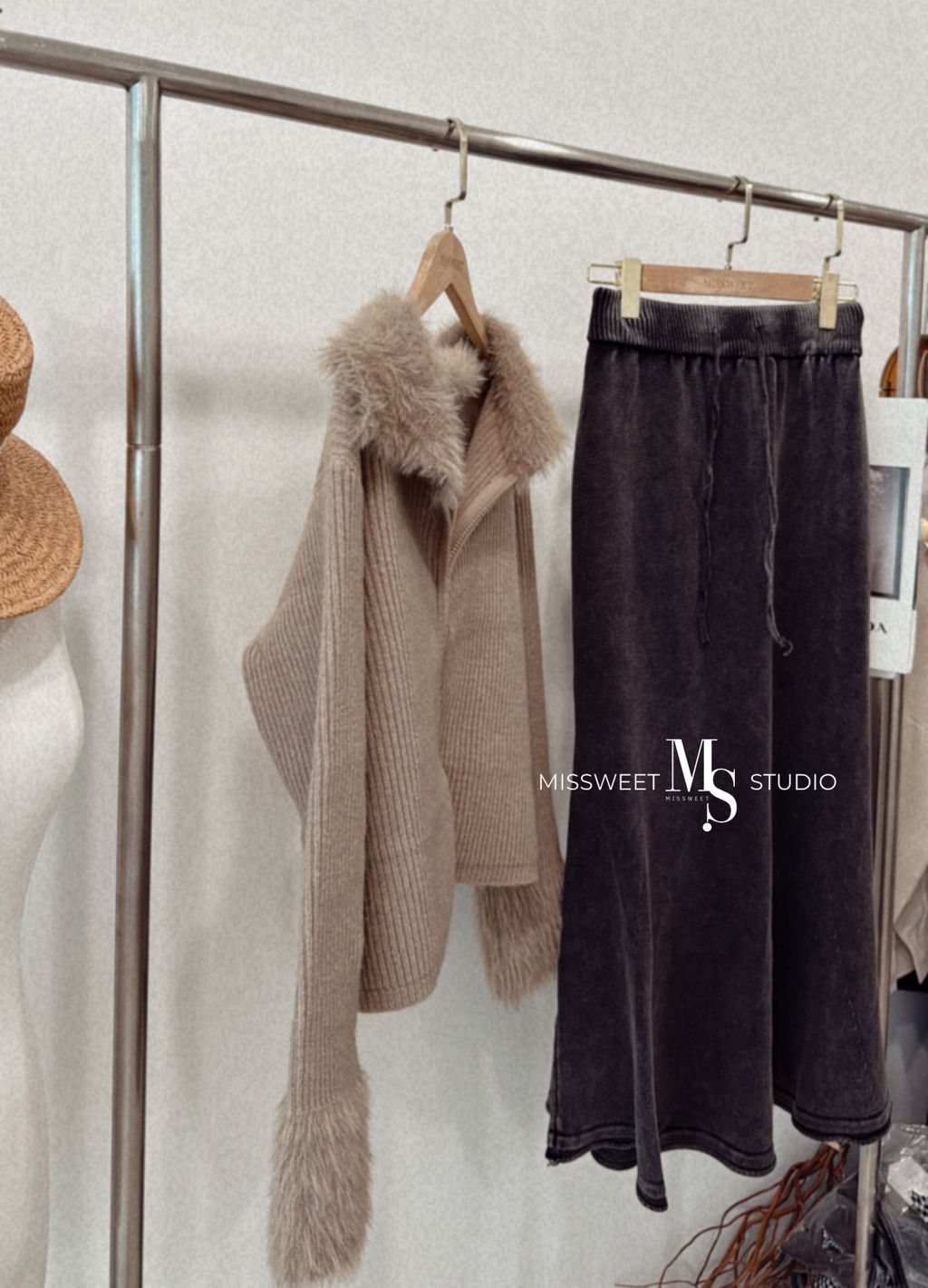 相片 2025-9-30 晚上11 08 59 (4)