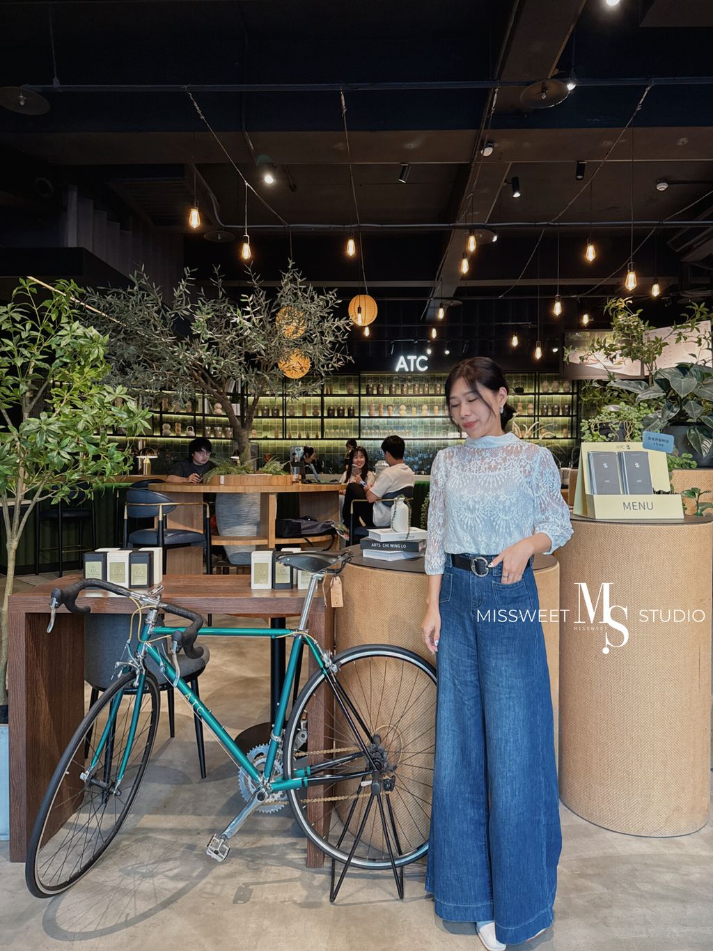 相片 2025-10-4 凌晨12 04 47