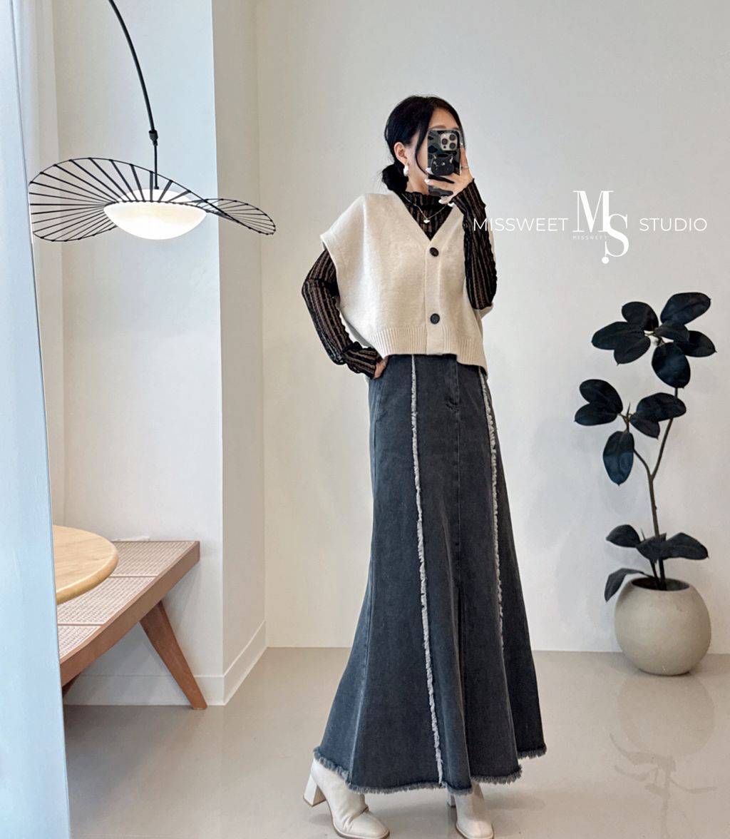 相片 2025-10-8 凌晨12 42 28 (4)