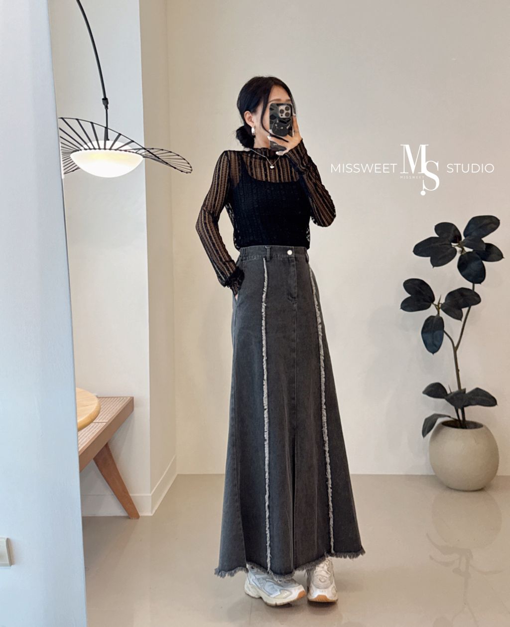 相片 2025-10-8 凌晨12 42 28