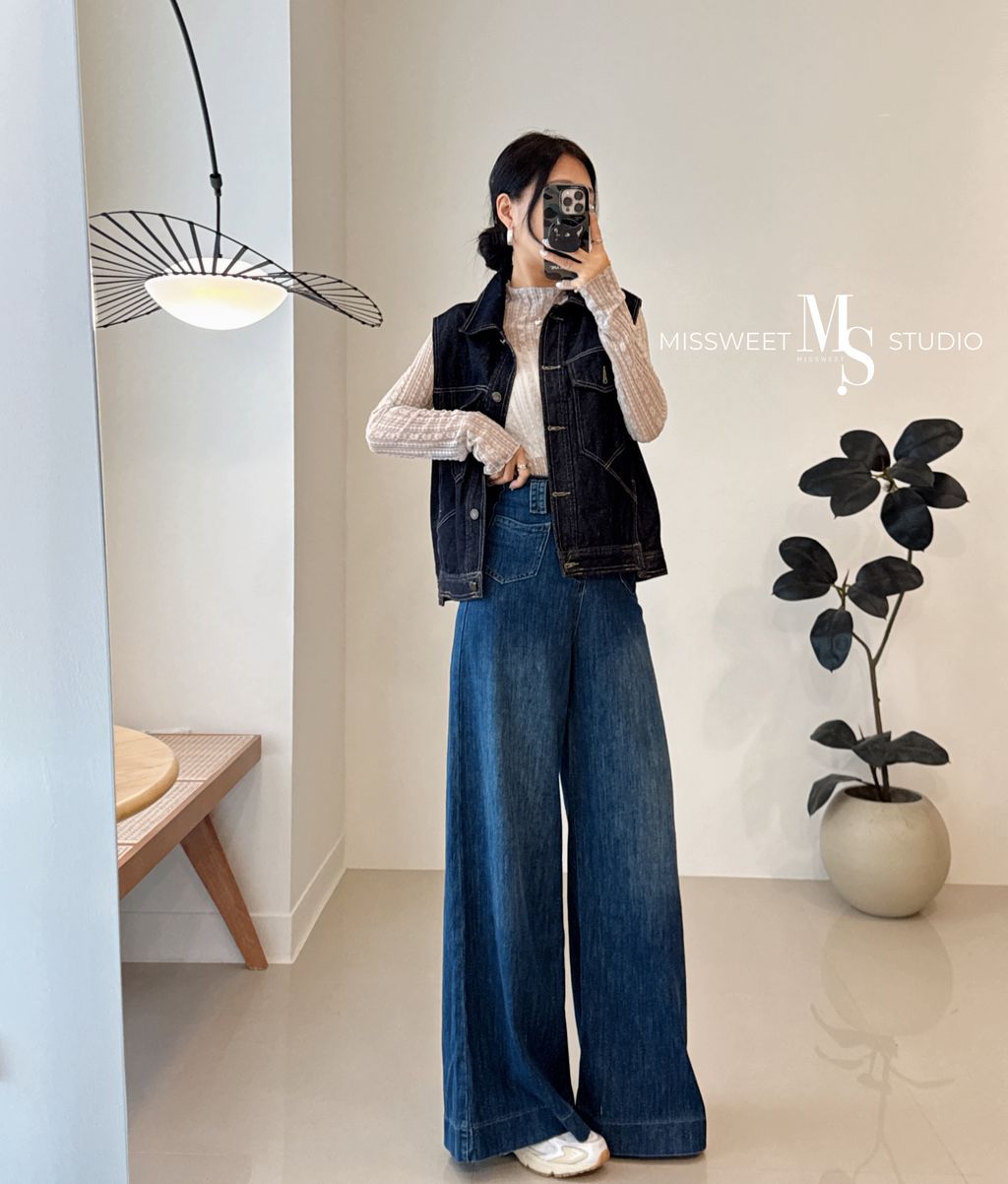 相片 2025-10-8 凌晨12 57 19