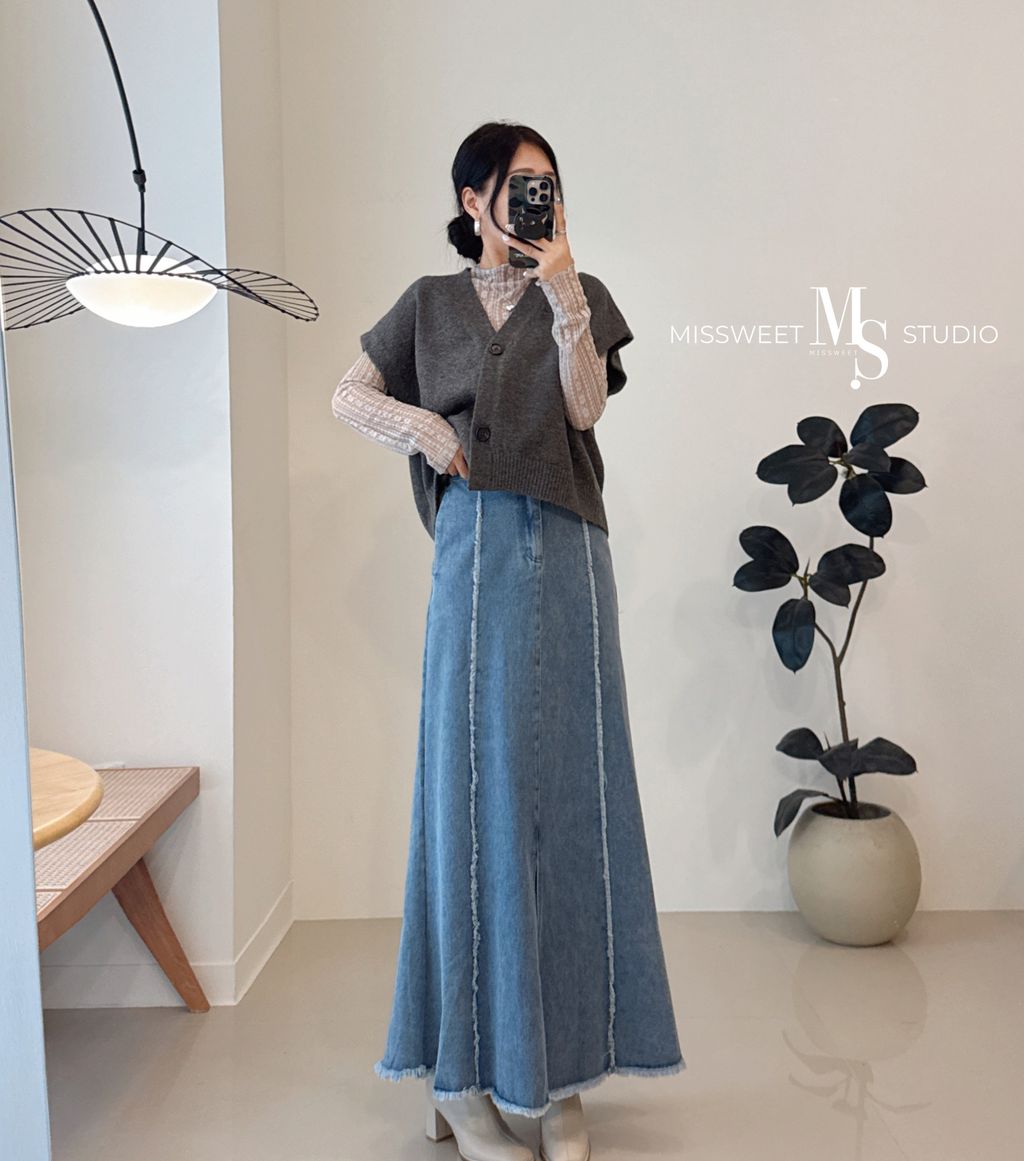 相片 2025-10-8 凌晨12 22 02