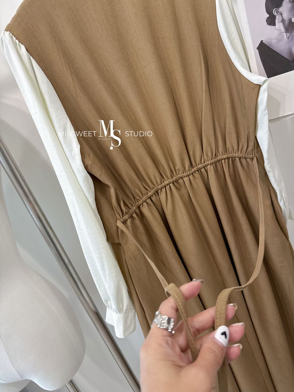 相片 2025-10-8 下午4 20 04