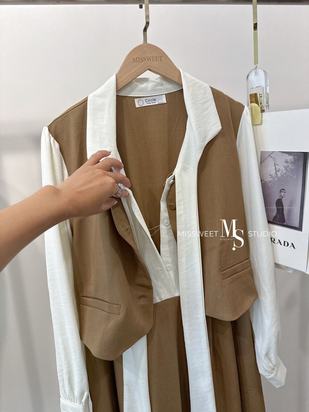 相片 2025-10-8 下午4 18 40