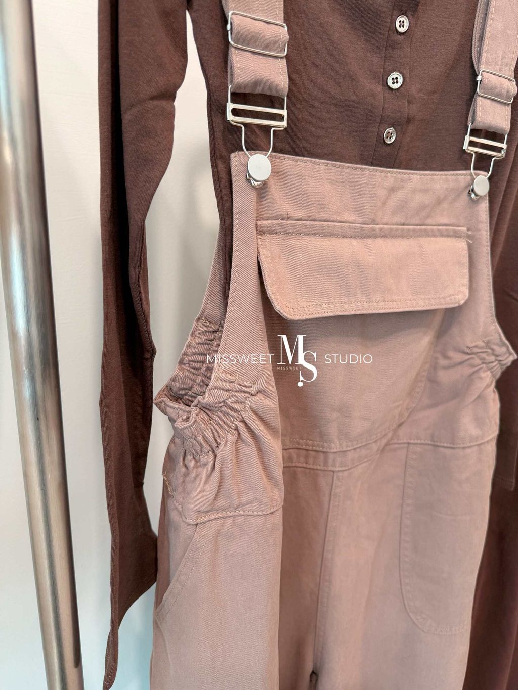 相片 2025-10-9 下午2 52 37