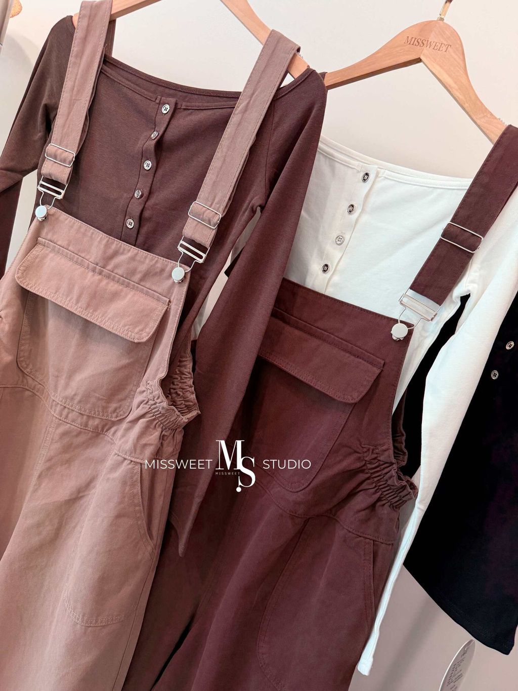 相片 2025-10-9 下午2 52 25