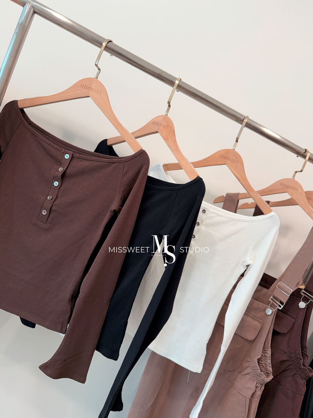 相片 2025-10-9 下午2 57 53