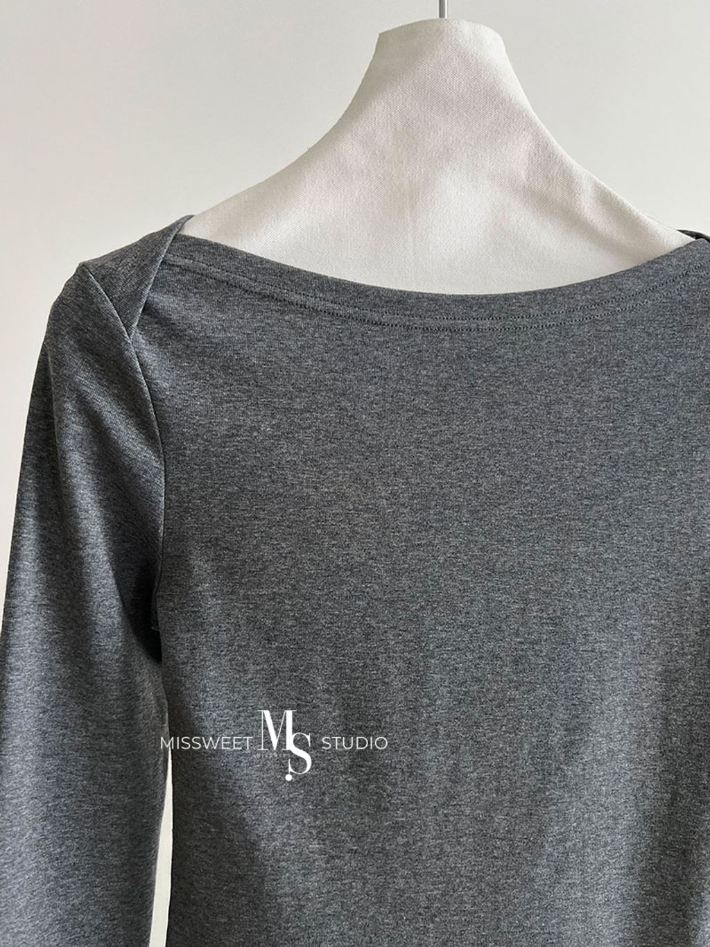 O1CN01Qvxl5S1InCCi7eGAK_!!4012130937-0-cib