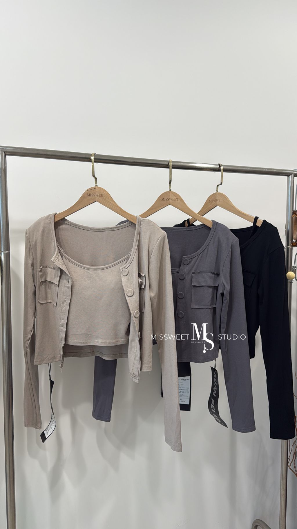 相片 2025-10-11 下午5 01 48