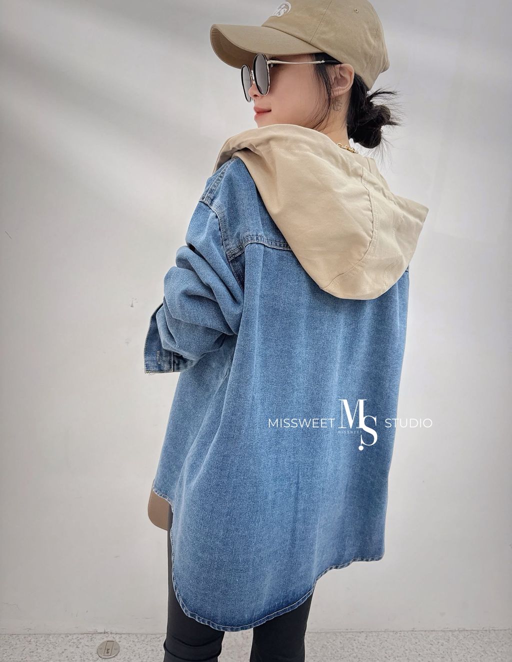 相片 2025-10-14 晚上8 39 11