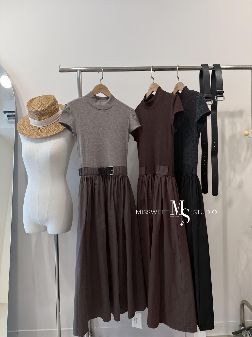 相片 2025-10-11 下午4 08 59