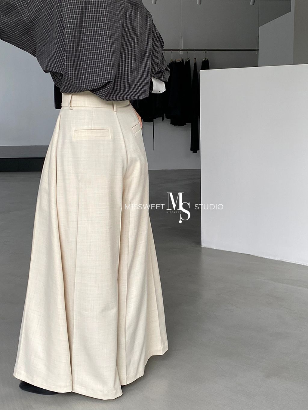 O1CN01v7gmGo1jENiTp06fr_!!2214077954516-0-cib