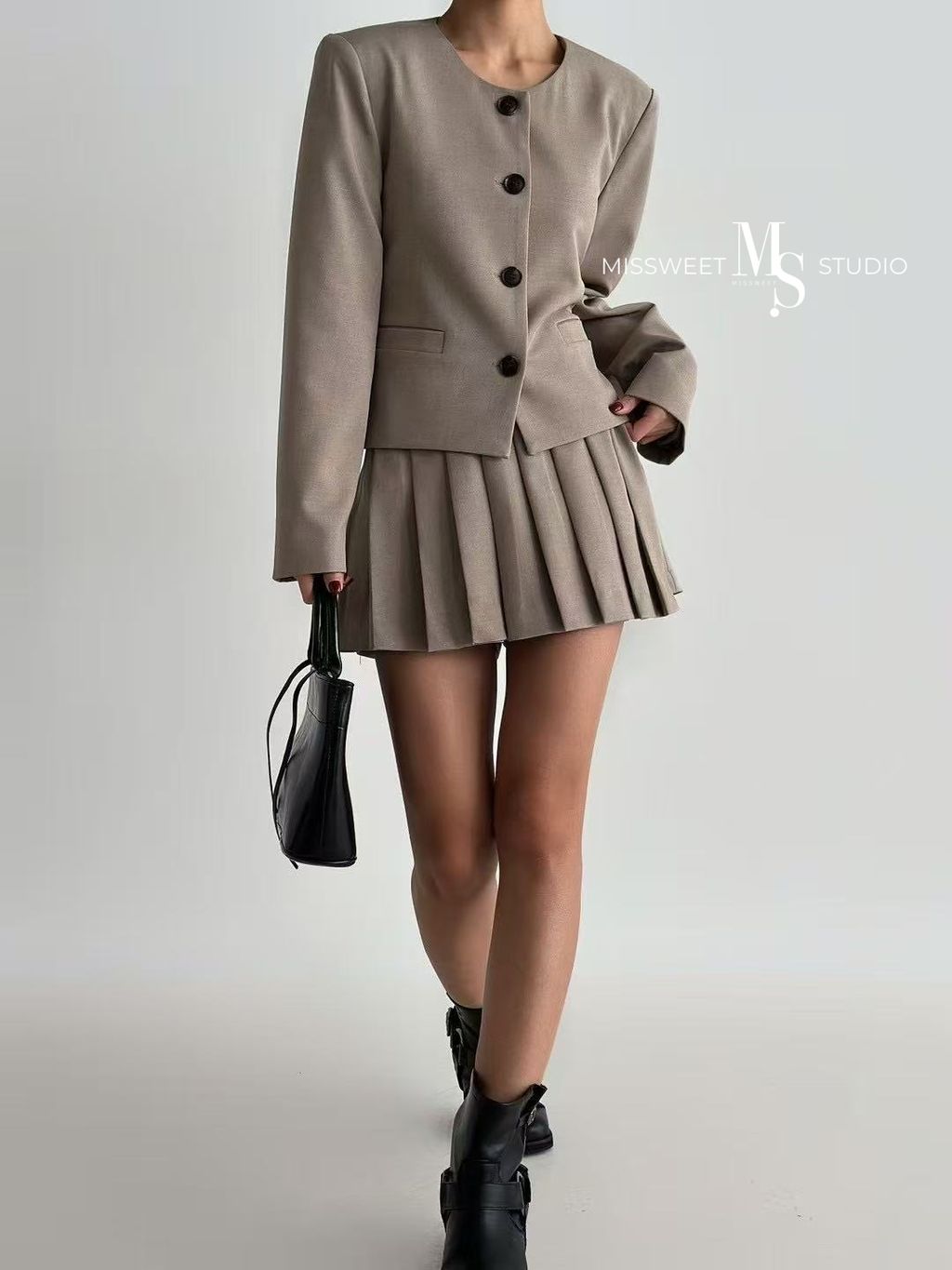 相片 2025-10-15 下午2 37 47 (19)