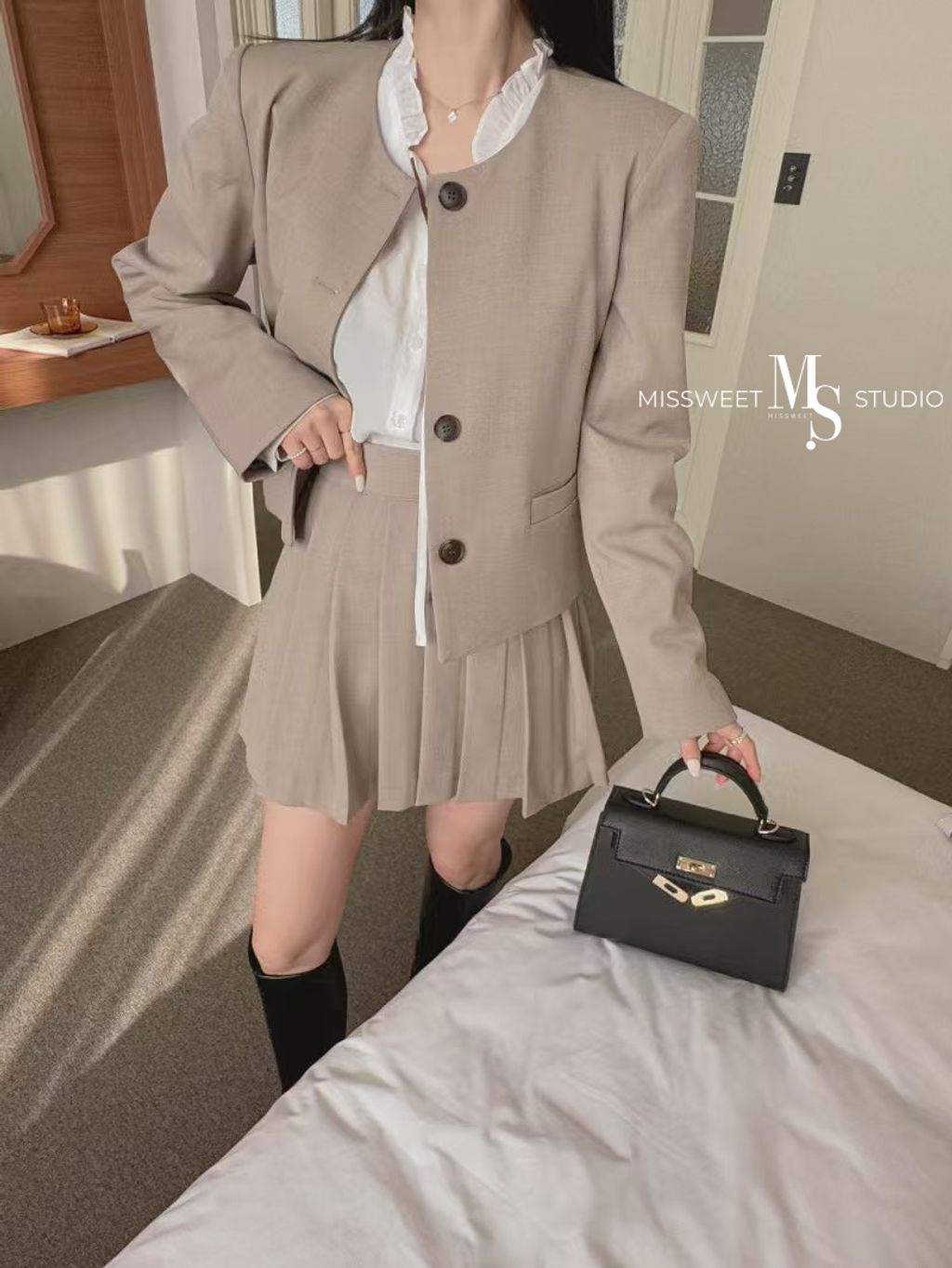 相片 2025-10-15 下午2 37 47