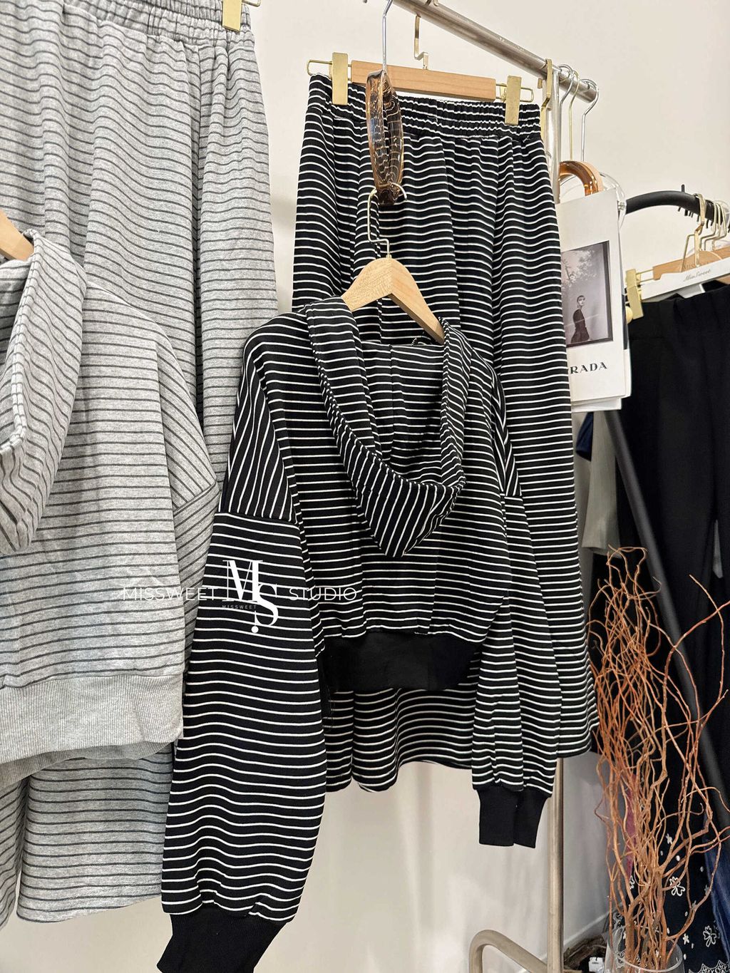 相片 2025-10-22 下午4 44 15