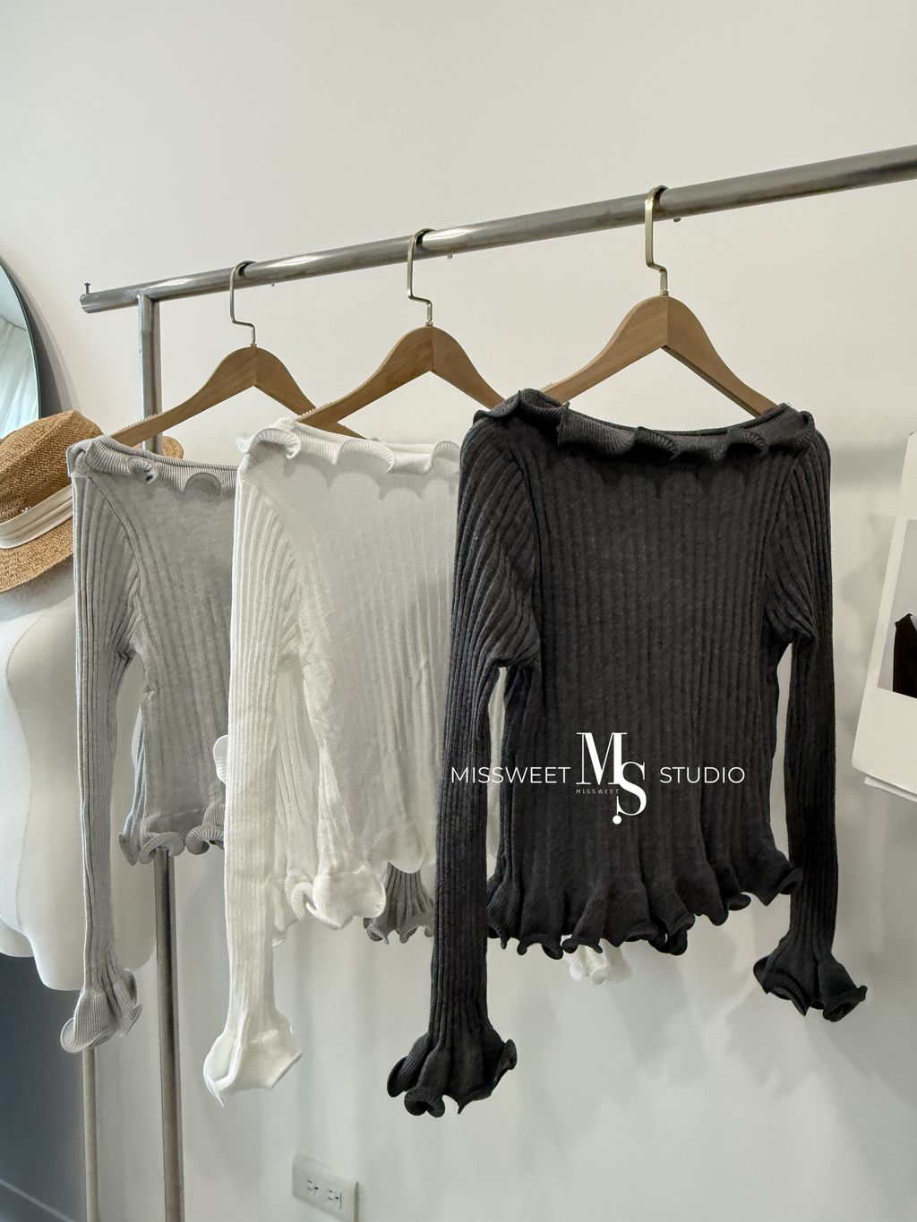 相片 2025-10-15 下午3 02 51