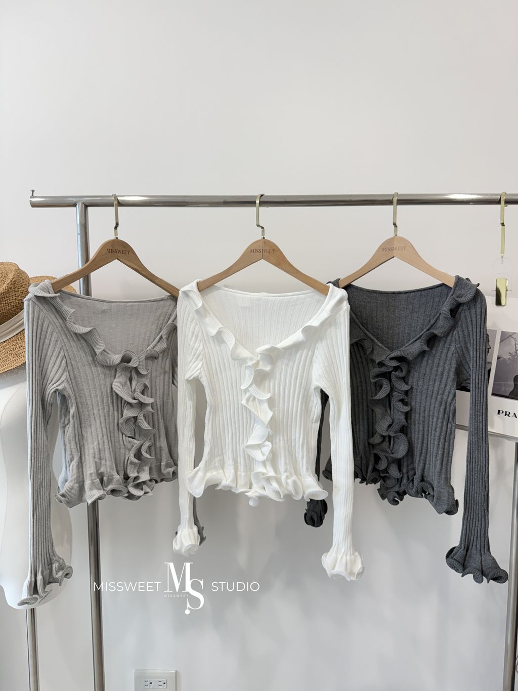 相片 2025-10-15 下午2 58 42