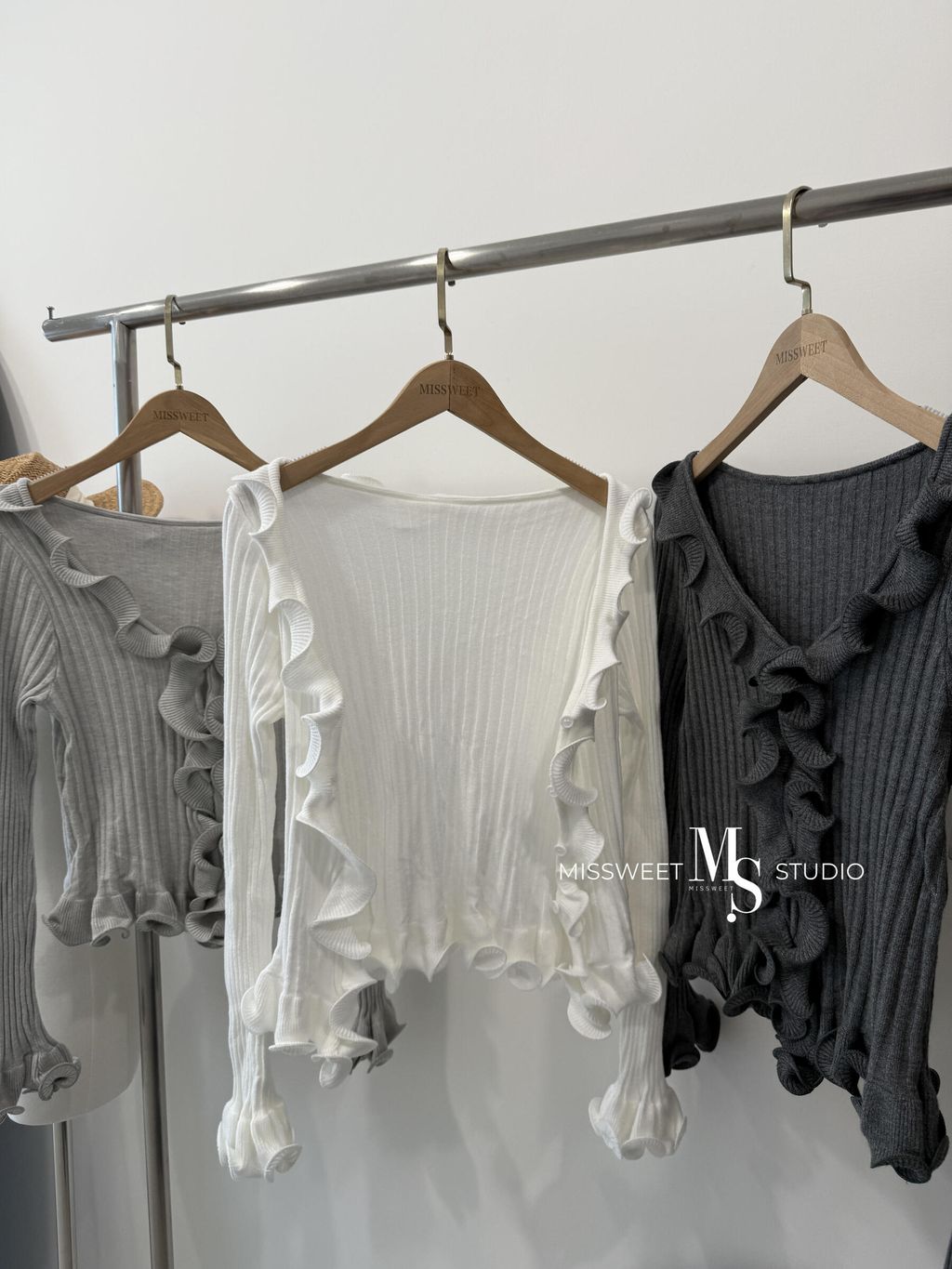 相片 2025-10-15 下午3 01 37