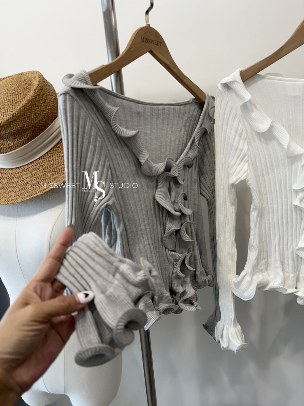 相片 2025-10-15 下午2 59 47