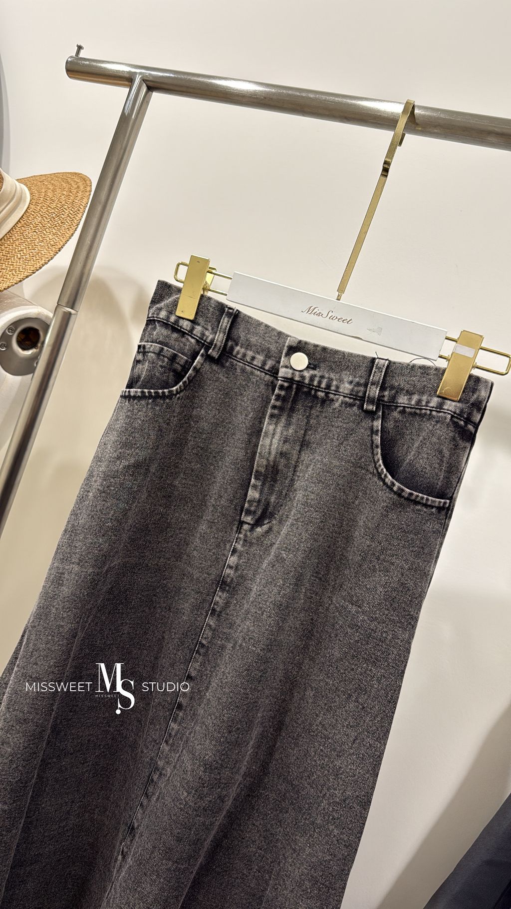 相片 2025-11-4 下午5 58 28