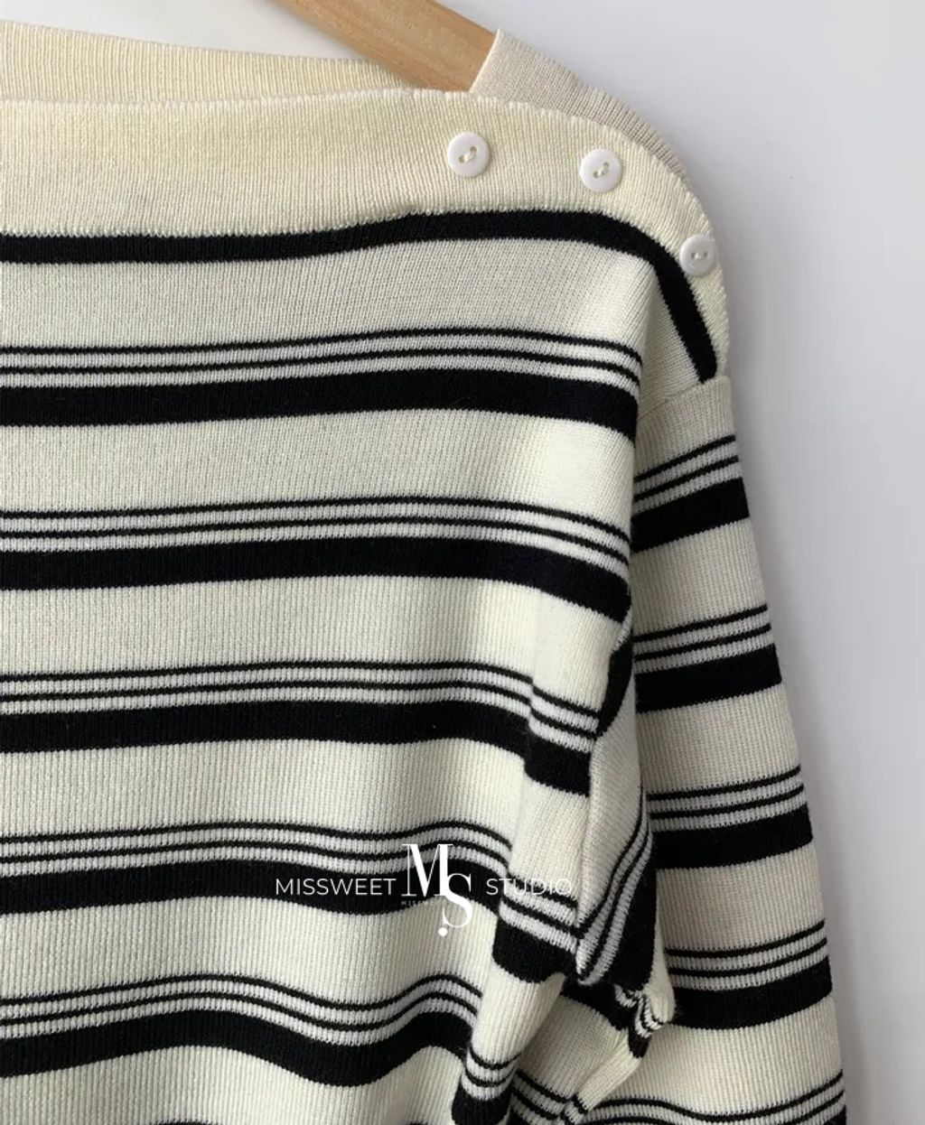 1760920708651_DovsJX